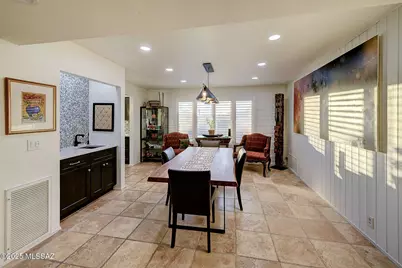 6513 N Green Briar Drive, Tucson, AZ 85718 - Photo 4