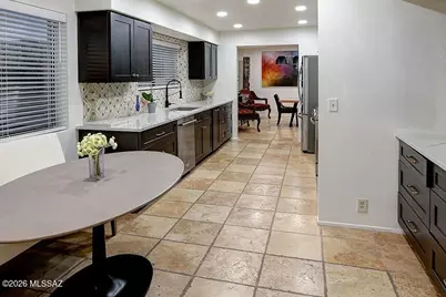 6513 N Green Briar Drive, Tucson, AZ 85718 - Photo 10