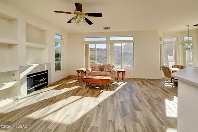 345 W Continental Vista Place, Green Valley, AZ 85614 - Photo 6