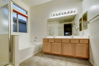 345 W Continental Vista Place, Green Valley, AZ 85614 - Photo 16