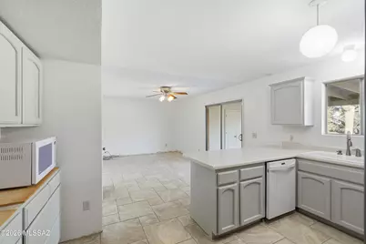 1560 W Placita Senda Chula, Tucson, AZ 85737 - Photo 8