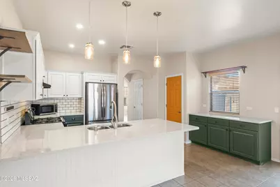 181 W Camino Espiga, Sahuarita, AZ 85629 - Photo 8