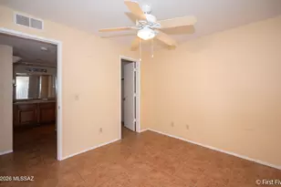 1810 E Blacklidge Dr, Tucson, AZ 85719 - Photo 4