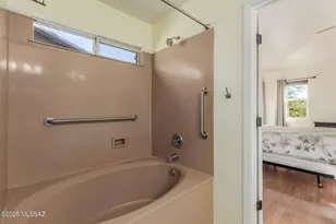 2713 N Neruda Ln, Tucson, AZ 85712 - Photo 18