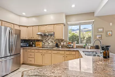 5691 N Placita Deleite, Tucson, AZ 85750 - Photo 10