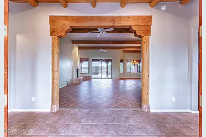 682 E Armor Springs Place, Green Valley, AZ 85614 - Photo 8