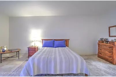 9825 N Calle Loma Linda, Tucson, AZ 85737 - Photo 32