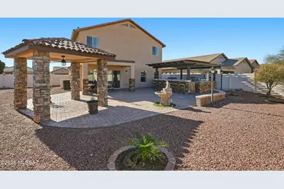 20926 E Founders Road, Red Rock, AZ 85145 - Photo 2