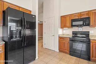 1489 W Bridalveil Pl, Oro Valley, AZ 85737 - Photo 12