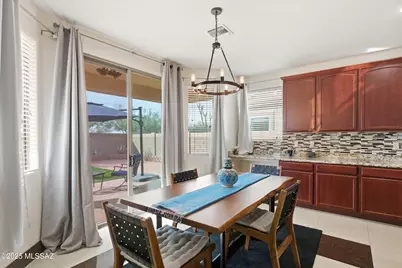 12827 Bloomington Loop, Oro Valley, AZ 85755 - Photo 6
