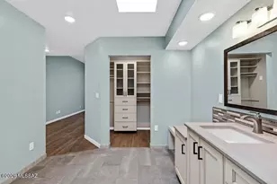 1071 Camino Corrida, Oro Valley, AZ 85704 - Photo 34