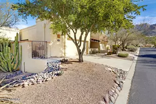 1071 Camino Corrida, Oro Valley, AZ 85704 - Photo 2