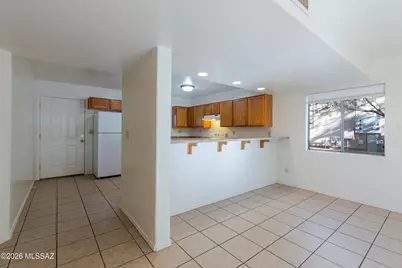 1102 E Halcyon Road #101, Tucson, AZ 85719 - Photo 4