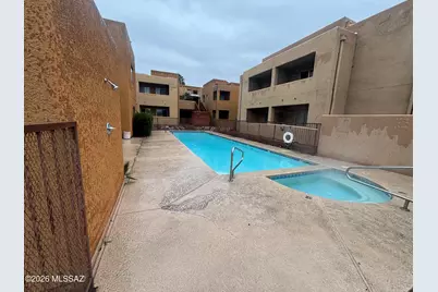 1810 E Blacklidge Drive #319, Tucson, AZ 85719 - Photo 14