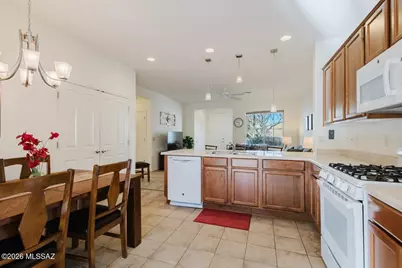 1744 Burning Hill Drive, Green Valley, AZ 85614 - Photo 14