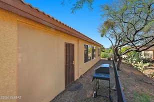 1885 E Cliff Swallow Trail, Green Valley, AZ 85614 - Photo 28