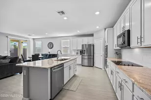 10245 S Wheel Spoke Ln, Vail, AZ 85641 - Photo 4