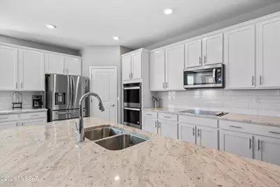 10245 S Wheel Spoke Lane, Vail, AZ 85641 - Photo 2