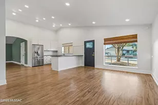 7768 N Barque Pl, Tucson, AZ 85741 - Photo 4