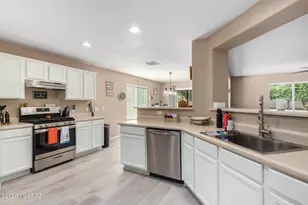 6383 S Sunrise Valley Dr, Tucson, AZ 85706 - Photo 14