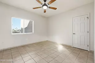 933 W Placita Llovizna, Green Valley, AZ 85614 - Photo 14