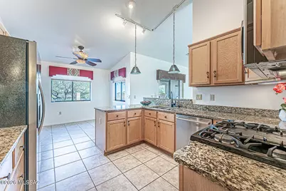 1102 W Camino Monte Cristo, Green Valley, AZ 85614 - Photo 16