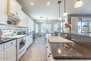 2445 E Sky Creek Dr, Green Valley, AZ 85614 - Photo 20