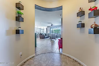 2445 E Sky Creek Drive, Green Valley, AZ 85614 - Photo 10