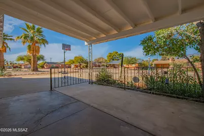 4732 E Scarlett Street, Tucson, AZ 85711 - Photo 4