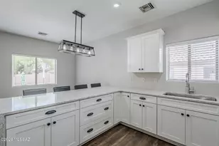 8847 N Moonfire Dr, Tucson, AZ 85743 - Photo 10