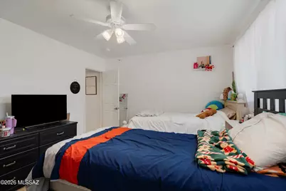915 N Venice Avenue #APT B, Tucson, AZ 85711 - Photo 24
