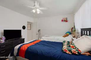 915 N Venice Ave, Tucson, AZ 85711 - Photo 24