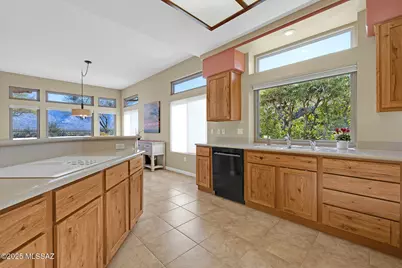 14508 N Lost Arrow Drive, Oro Valley, AZ 85755 - Photo 12
