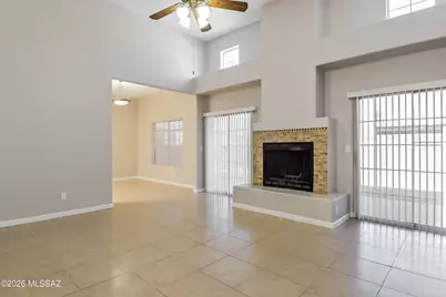 1019 N Sonoita, Tucson, AZ 85711 - Photo 2