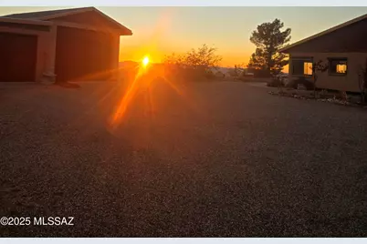 1969 W Three O'Clock Hill Road, Oracle, AZ 85623 - Photo 8