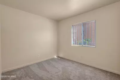 1810 E Blacklidge Drive #108, Tucson, AZ 85719 - Photo 16