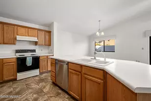 8563 S Dubloon Way, Tucson, AZ 85756 - Photo 10