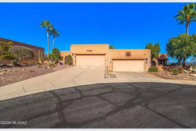 972 W Camino Urbano, Green Valley, AZ 85622 - Photo 2