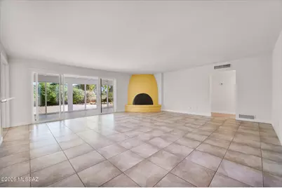 450 E Los Rincones, Green Valley, AZ 85614 - Photo 8