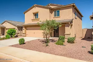 21956 E Wayward Ln, Red Rock, AZ 85145 - Photo 1