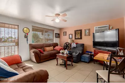 325 E President Street, Tucson, AZ 85714 - Photo 6