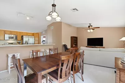 10240 E Juniper Basin Lane, Tucson, AZ 85748 - Photo 4