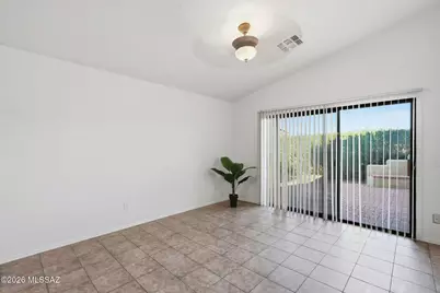 2125 E Cypress Canyon Drive, Green Valley, AZ 85614 - Photo 14