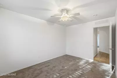 2125 E Cypress Canyon Drive, Green Valley, AZ 85614 - Photo 28