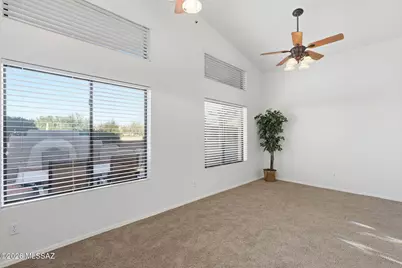 2125 E Cypress Canyon Drive, Green Valley, AZ 85614 - Photo 16