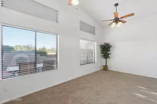 2125 E Cypress Canyon Dr, Green Valley, AZ 85614 - Photo 16