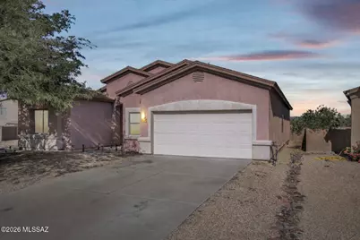 8202 W Calle Sancho Panza, Tucson, AZ 85757 - Photo 1