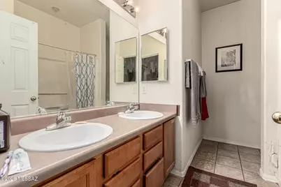 109 E Oracle Oak Street, Sahuarita, AZ 85629 - Photo 14