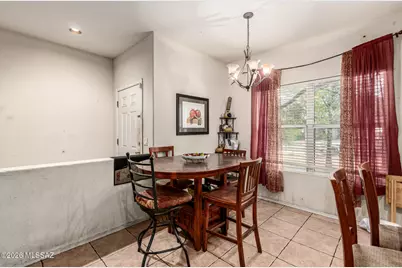 109 E Oracle Oak Street, Sahuarita, AZ 85629 - Photo 8