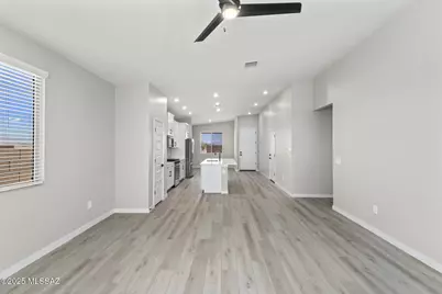 7706 S Wild Prairie Drive, Tucson, AZ 85757 - Photo 12
